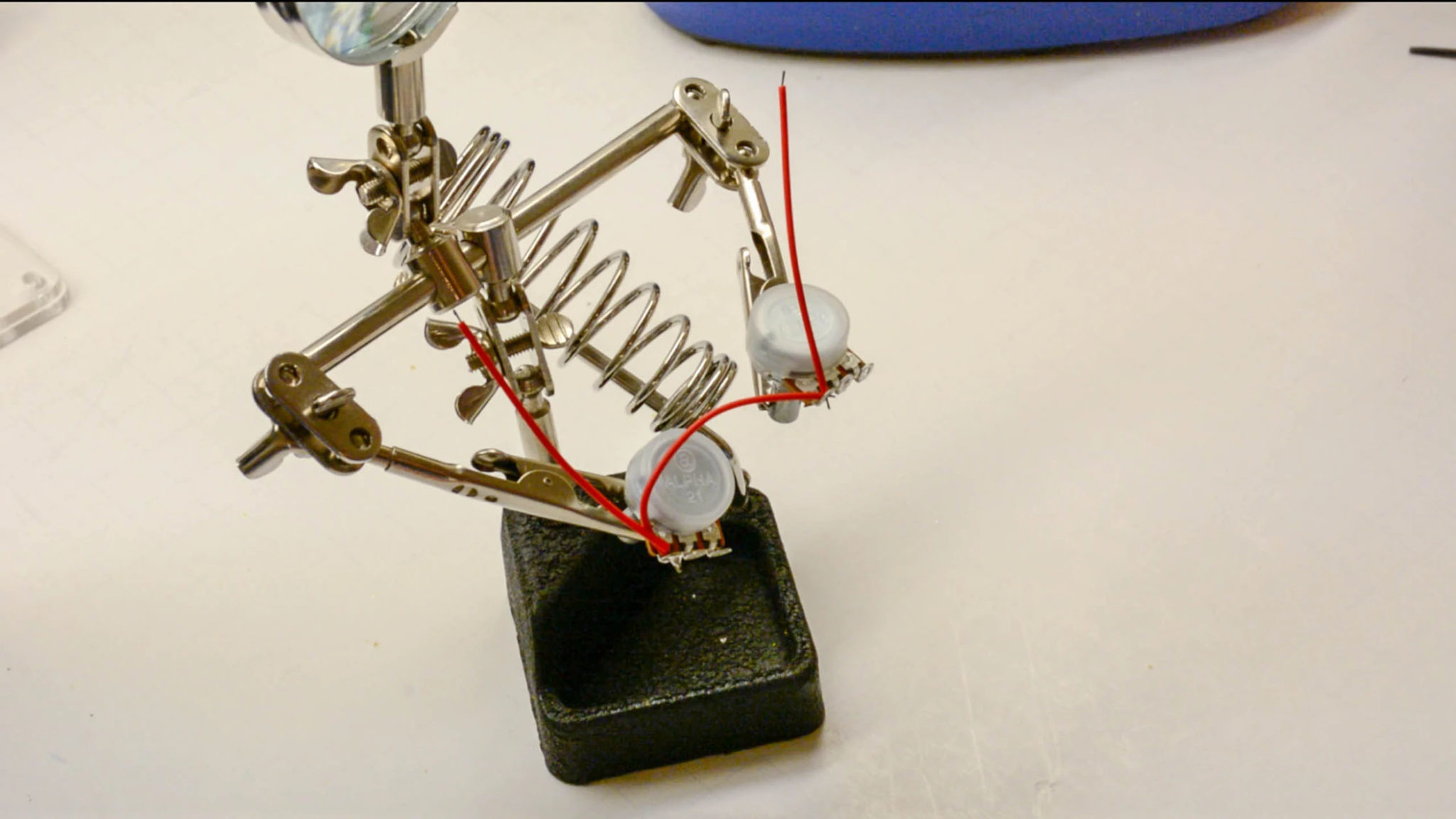 03-rotary-potentiometers