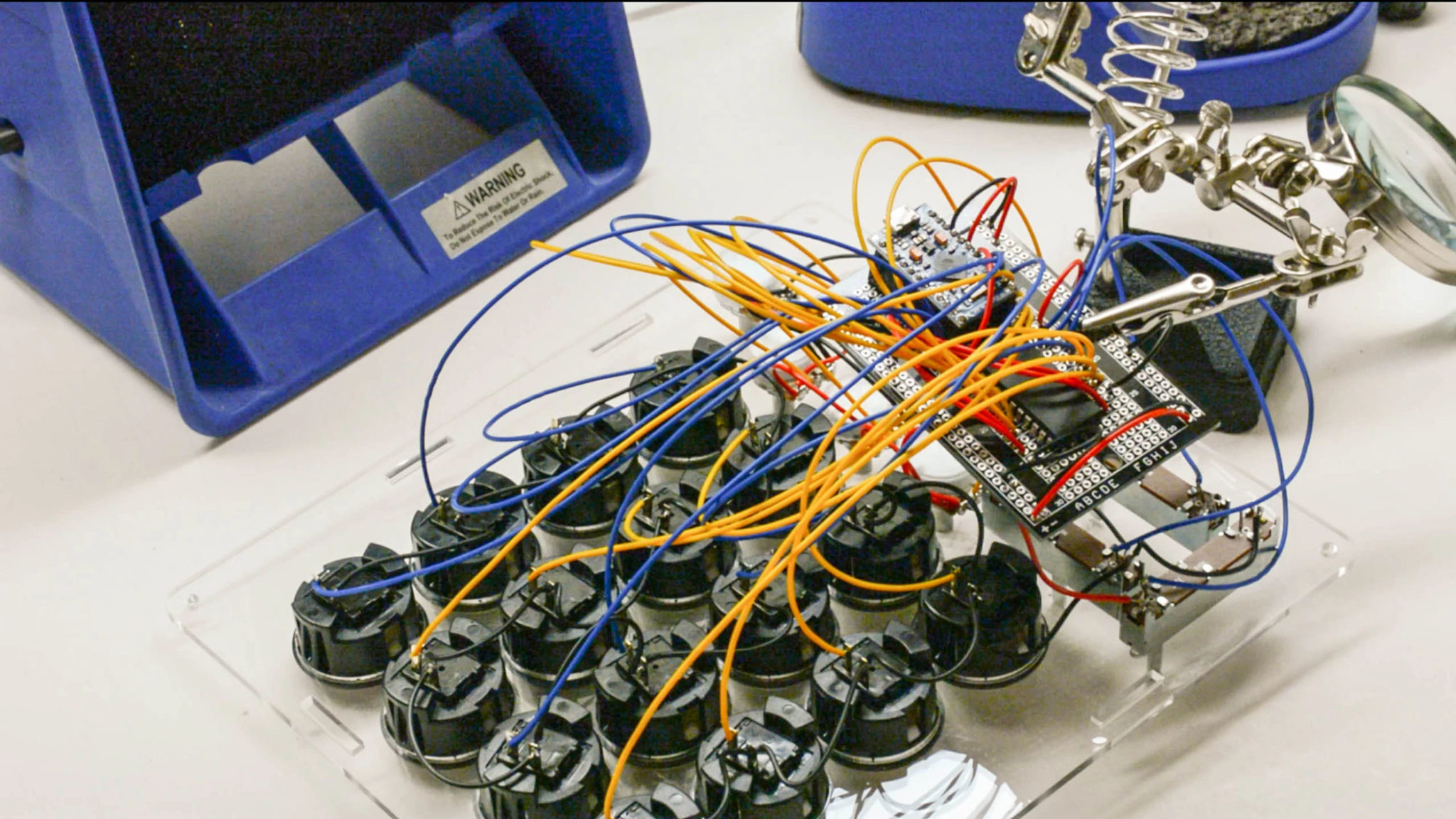 04-soldering-breadboard